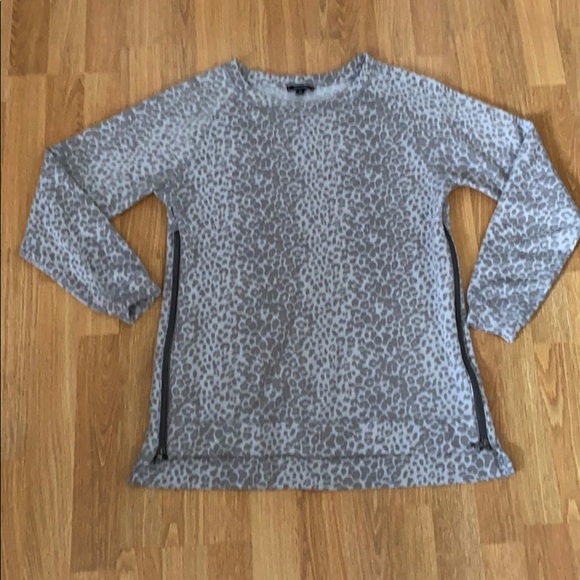 Super soft zipper upside sweater - Picture 1 of 2